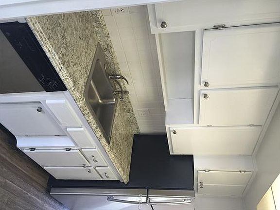 4th image of 5970 21st St N APT 6