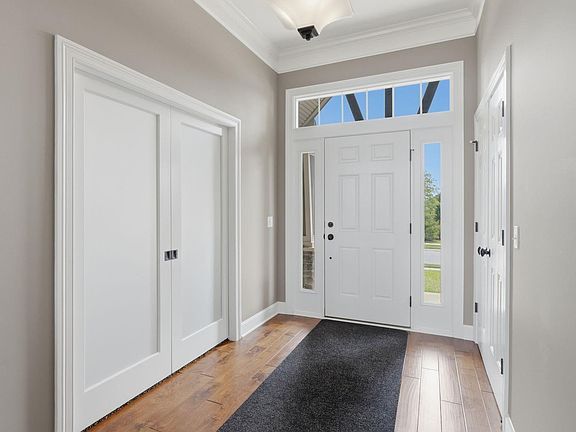 5th image of 1568 White Coral Ct