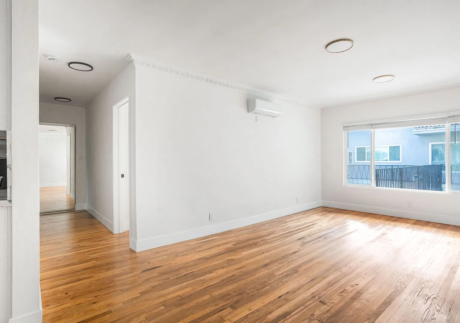 Detroit Street Apartments — Photo 3