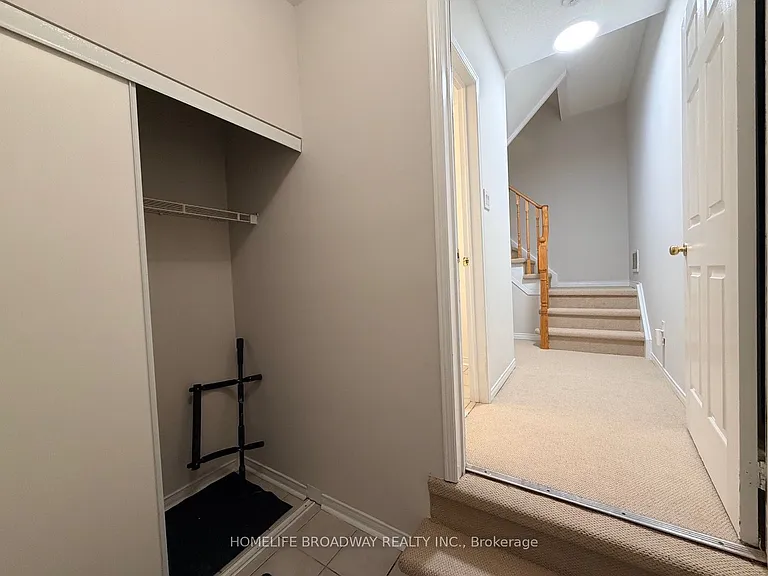 18 Clark Ave W #55 — Photo 28
