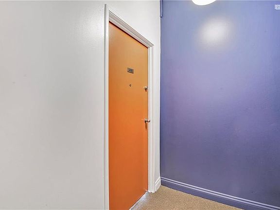 3rd image of 510 Delaware St APT 406