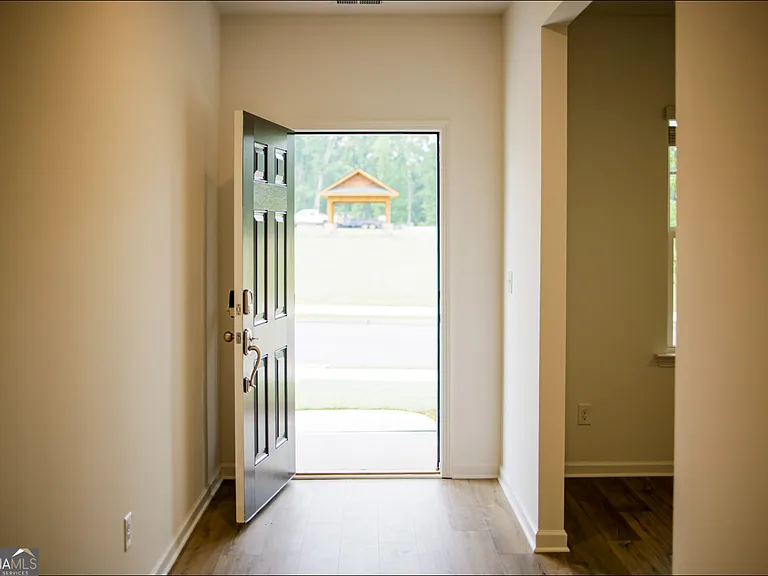 386 Red Dragon Dr — Photo 4