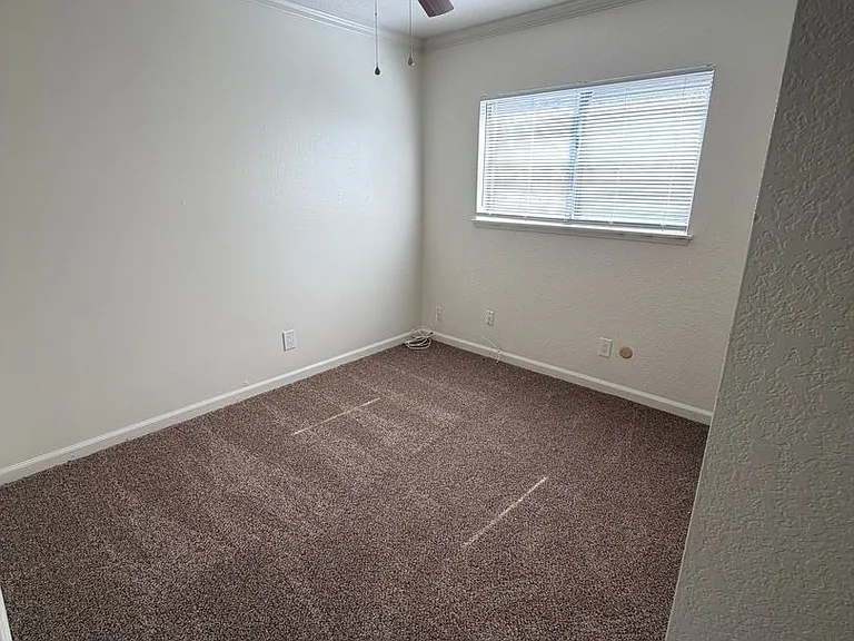 1839 E Vassar Dr — Photo 11
