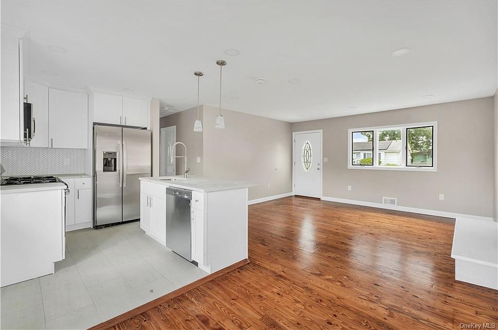 177 Mohawk Avenue, Deer Park, NY 11729 Zillow