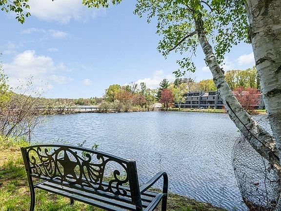 4th image of 43 Mill Pond #43