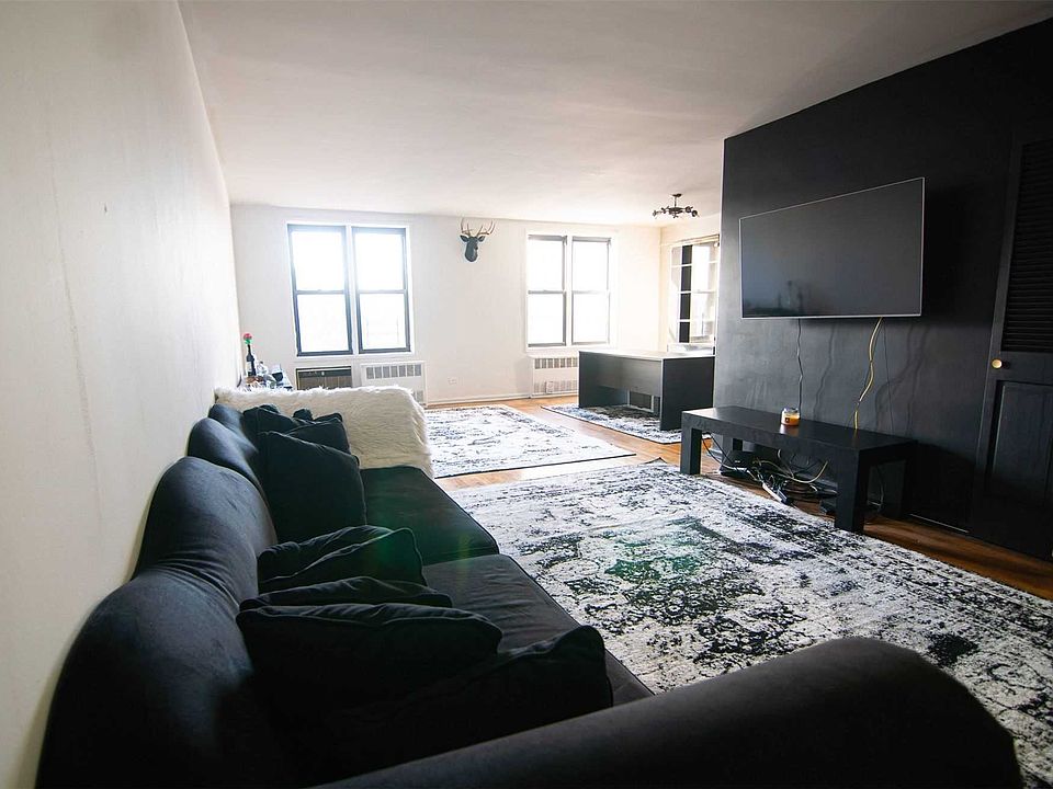 1st image of 599 E 7th St #L6