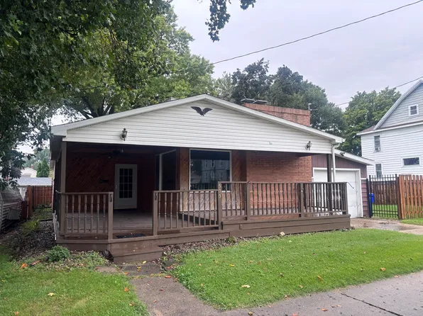505 W Central Blvd, Kewanee, IL 61443