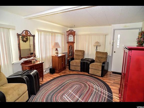 3rd image of 3061 S American Park Cir