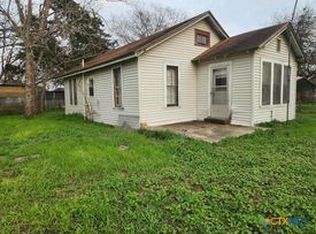 4955 State Highway 119, Goliad, TX 77963