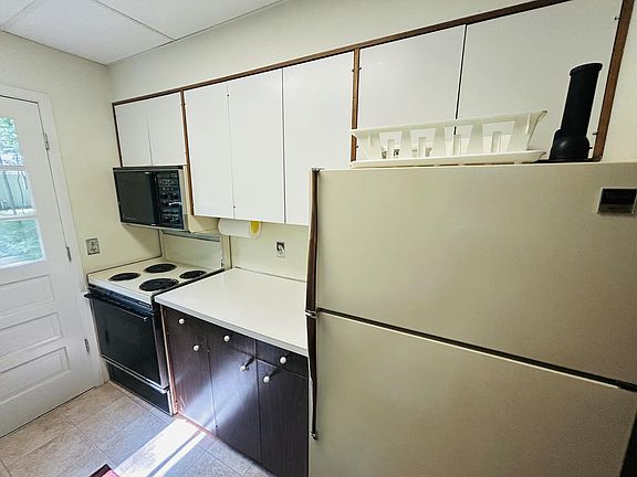 5th image of 12120 Halifax Dr
