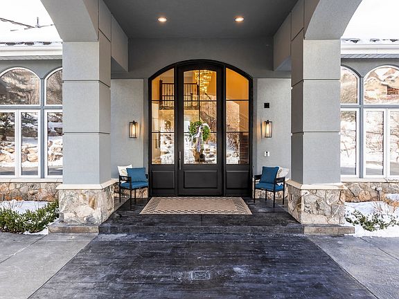 2nd image of 1742 E Ridge Point Dr S