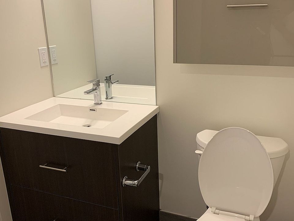 2nd image of 188 Fairview Mall Dr #2306