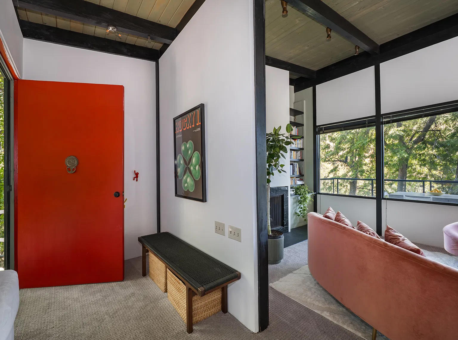 1675 N Beverly Glen Blvd — Photo 4