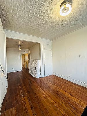 2nd image of 14 Harrison Pl #3A