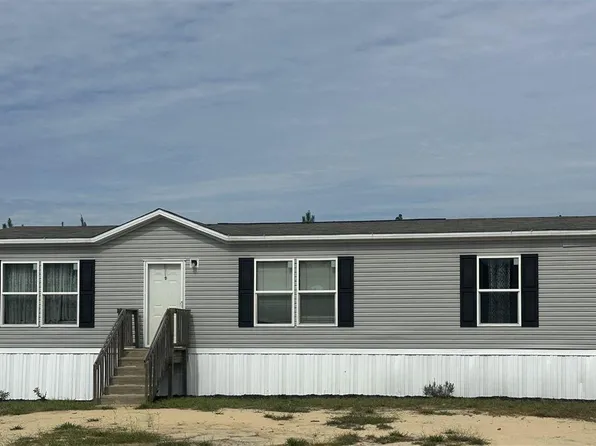 52 Scott Pond Rd, Hartsville, SC 29550