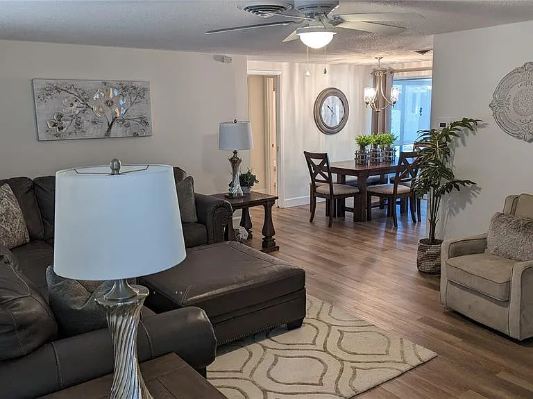 567 Bradenton Rd — Photo 4