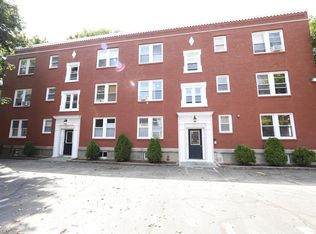 1 Hazel Ter APT 1, Salem, MA 01970