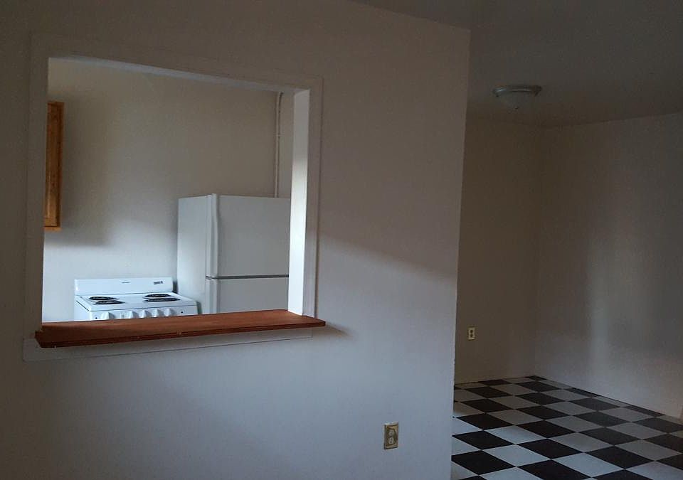 2nd image of 3816 Chamberlayne Ave APT 1