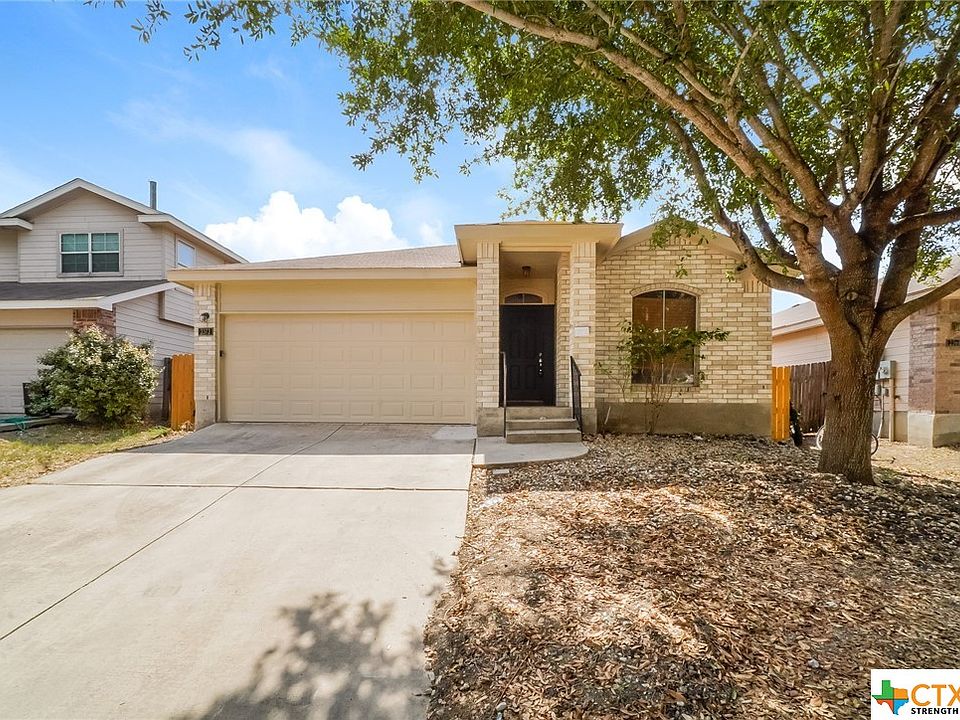 1st image of 2372 Medina Dr