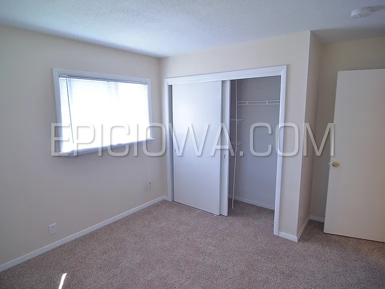 143 Sunrise Dr NW — Photo 8