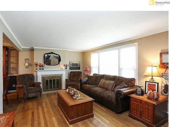 5th image of 3903 W 72nd Ter
