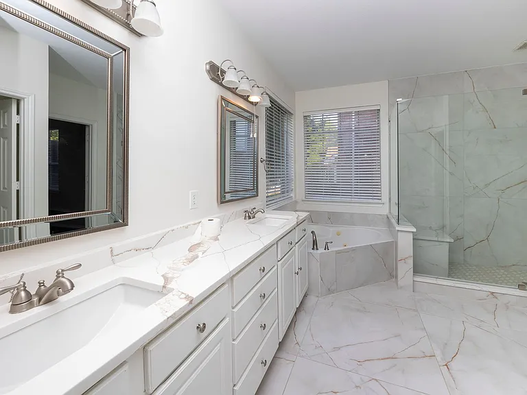 2404 Heather Glen Dr — Photo 26