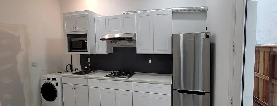 1517 1/2 Andromeda Way