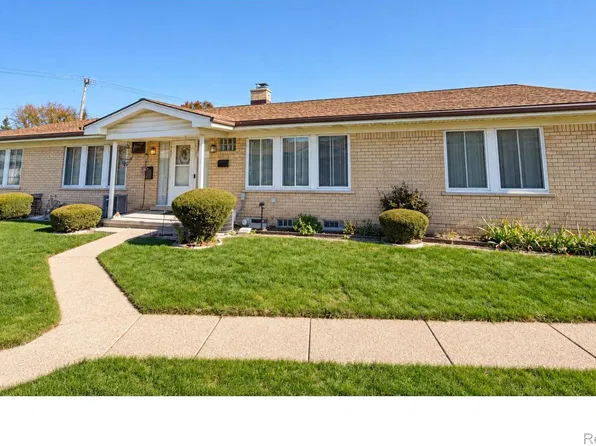 19253 E Thirteen Mile Rd, Roseville, MI 48066
