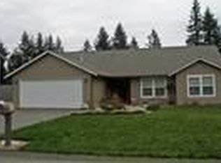 70 E Warbler Ct, Allyn, WA 98524
