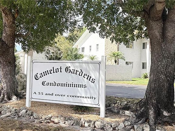 3rd image of 59 Camelot Gardens Blvd APT 110
