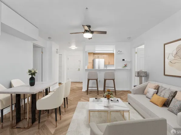 555 10th St APT 102, Oakland, CA 94607