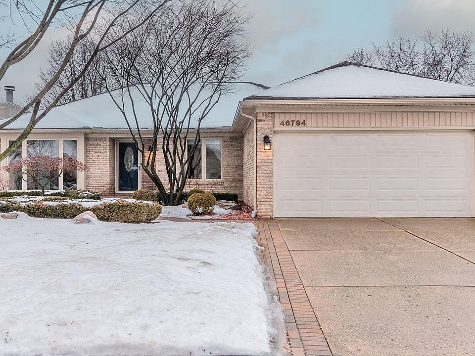 1st image of 46794 Springhill Dr