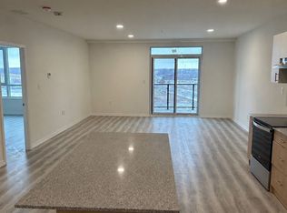 1098 Paisley Rd #714, Guelph, ON N1K1X6