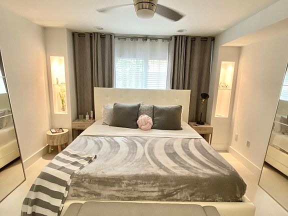 5th image of 2115 NE 37th Dr APT 122
