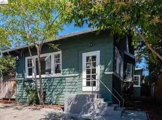 2447 Carleton St, Berkeley, CA 94704