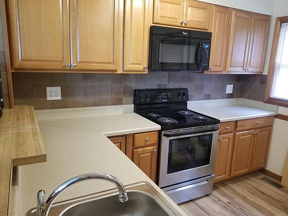 4th image of 1632 Eastfield Dr N