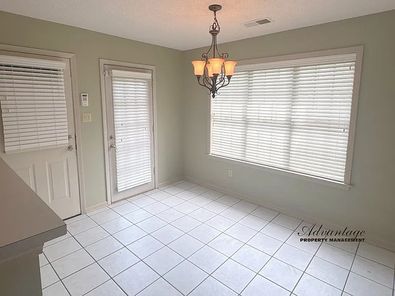 1197 Scarlet Tanager Ln — Photo 7