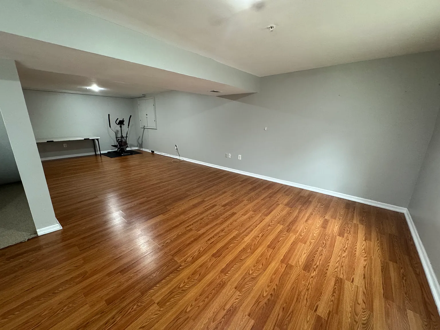 2 bed, 1900 sqft, $1,900 — Photo 1