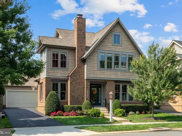 23313 April Mist Pl, Ashburn, VA 20148