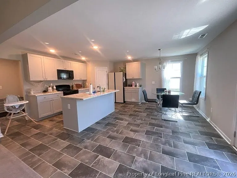 3704 Stone St — Photo 7