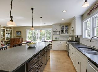 4336 Highland Rd, Minnetonka, MN 55345