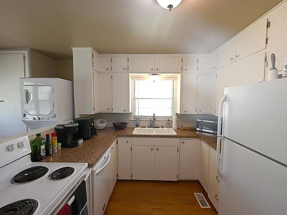 4th image of 716 S Orchard St