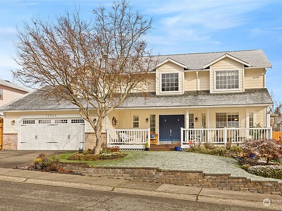 3rd image of 12922 SE 217th Place