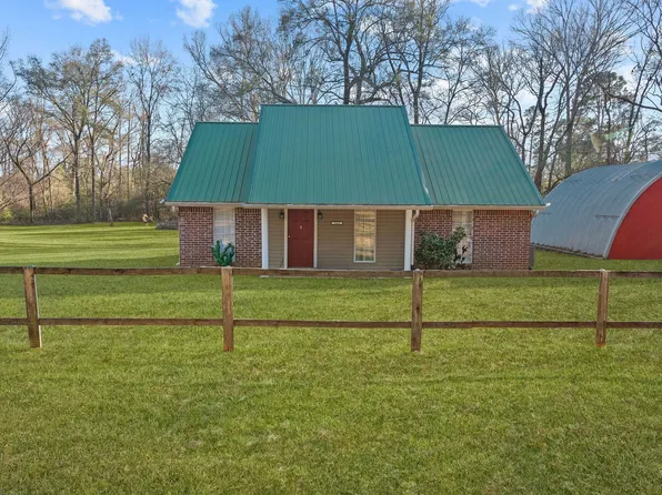 5663 Bretwood Dr, Keithville, LA 71047