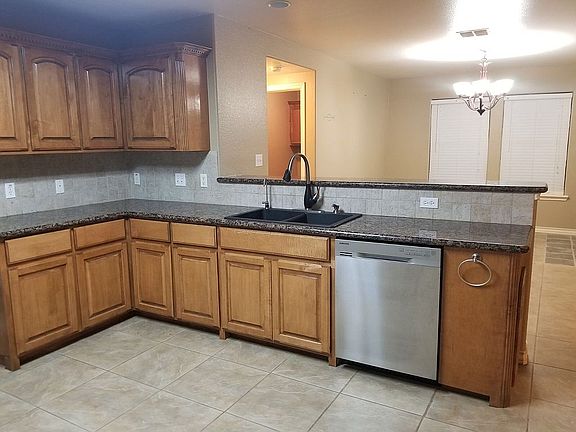 2nd image of 209 Mustang Ln