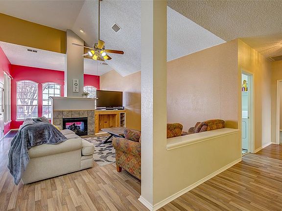 5th image of 9505 Heartstone Ln