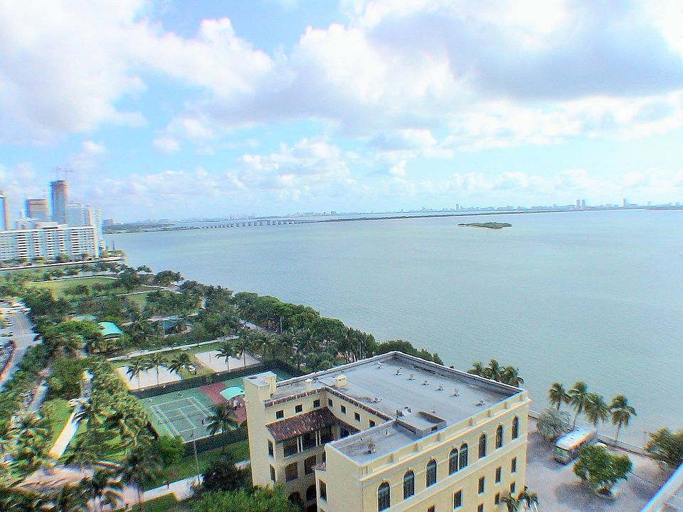 1st image of 1717 N Bayshore Dr APT 1940