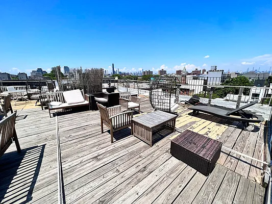 Rented by ERNY LLC | media 22