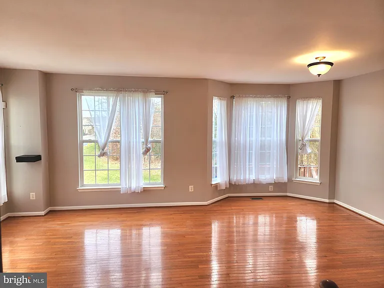 15377 Elizabeth Burbage Loop — Photo 3