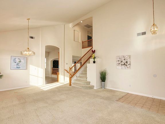 3rd image of 8017 Bothwell Dr